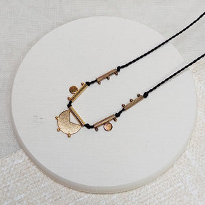 Polder/Black Pendant Necklace - OBEIOBEI