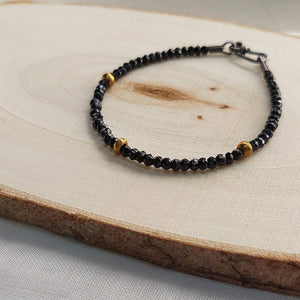 Cooperative de Creation/Black spinel bracelet - OBEIOBEI