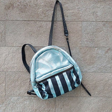 Load image into Gallery viewer, Jas M.B./Blue Leather Backpack - OBEIOBEI