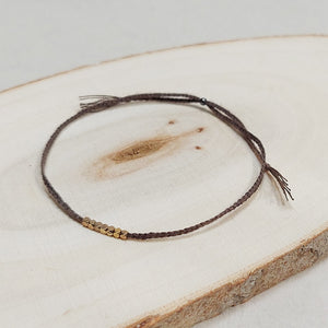 Cooperative de Creation/Small gold bead bracelet - OBEIOBEI