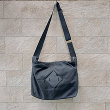 Load image into Gallery viewer, Jas M.B./Large Canvas Bucket Bag(Black/Grey) - OBEIOBEI