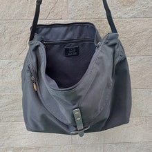 Load image into Gallery viewer, Jas M.B./Large Canvas Bucket Bag(Black/Grey) - OBEIOBEI