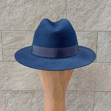 Load image into Gallery viewer, Doria/Navy Felt Fedora Hat - OBEIOBEI