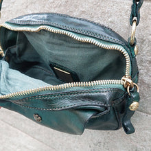 Load image into Gallery viewer, Campomaggi/Green shoulder bag - OBEIOBEI