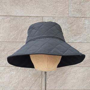 Doria/Black Quilted Hat - OBEIOBEI