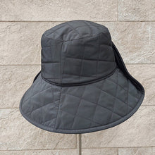 Load image into Gallery viewer, Doria/Black Quilted Hat - OBEIOBEI