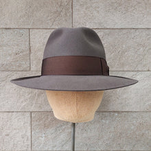 Load image into Gallery viewer, Borsalino/Brown fedora hat(Wild brim) - OBEIOBEI