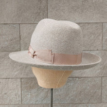 Load image into Gallery viewer, Borsalino/Camel fedora hat(Wild brim) - OBEIOBEI