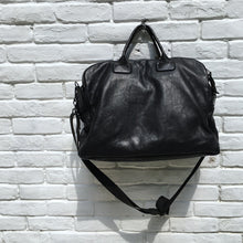 Load image into Gallery viewer, Delle Cose/Black horse doctor bag - OBEIOBEI