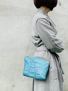 Daniele Basta/Light blue wave two-way bag - OBEIOBEI