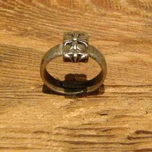 Load image into Gallery viewer, WHITEVALENTINE/Cross gothic thin ring - OBEIOBEI