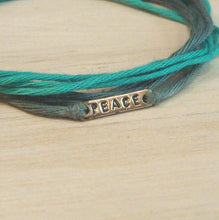 Load image into Gallery viewer, Cooperative de Creation/Peace bracelet - OBEIOBEI