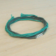 Load image into Gallery viewer, Cooperative de Creation/Peace bracelet - OBEIOBEI
