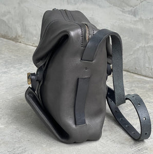 ESDE/Square folded shoulder bag-Black - OBEIOBEI