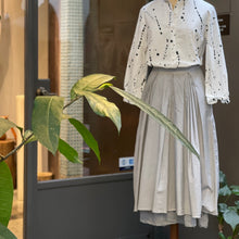 Load image into Gallery viewer, Hannoh Wessel/Grey skirt - OBEIOBEI