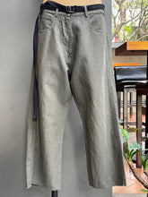 Load image into Gallery viewer, 義大利設計師品牌/Slate Gray Trousers - OBEIOBEI