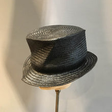 Load image into Gallery viewer, Move/Black woven top hat - OBEIOBEI