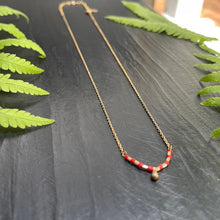 Load image into Gallery viewer, Medecine Douce/Gold-red beads necklace - OBEIOBEI