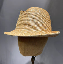 Load image into Gallery viewer, 日本設計師草帽/Braided straw hat-Natural - OBEIOBEI