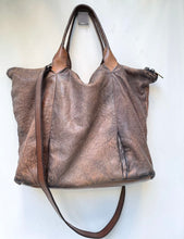 Load image into Gallery viewer, Numero 10/Brown lamb skin unisex bag - OBEIOBEI