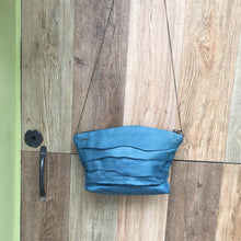 Load image into Gallery viewer, Daniele Basta/Light blue wave two-way bag - OBEIOBEI
