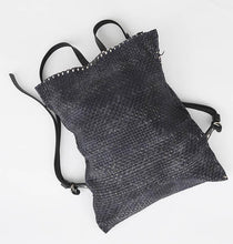 Load image into Gallery viewer, Delle Cose/Grey black leather woven backpack - OBEIOBEI