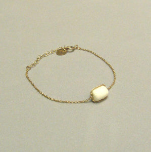 Medecine Douce/White ossicle bracelet - OBEIOBEI
