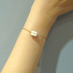 Medecine Douce/White ossicle bracelet - OBEIOBEI