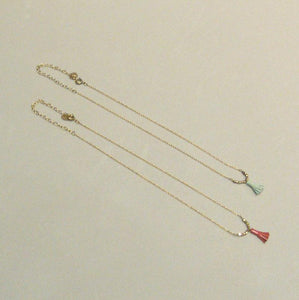 Medecine Douce/Leather tassel necklace(Red/Light green) - OBEIOBEI