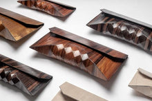 Load image into Gallery viewer, Tesler Mendelovitch/白樺木手拿包 - OBEIOBEI